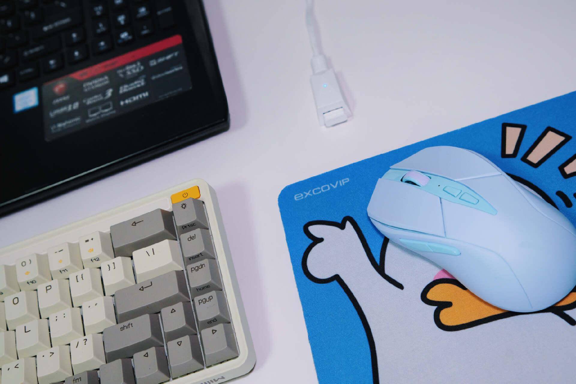 颜值性能俱佳的无线双模游戏鼠标，我推荐雷柏V300 PRO