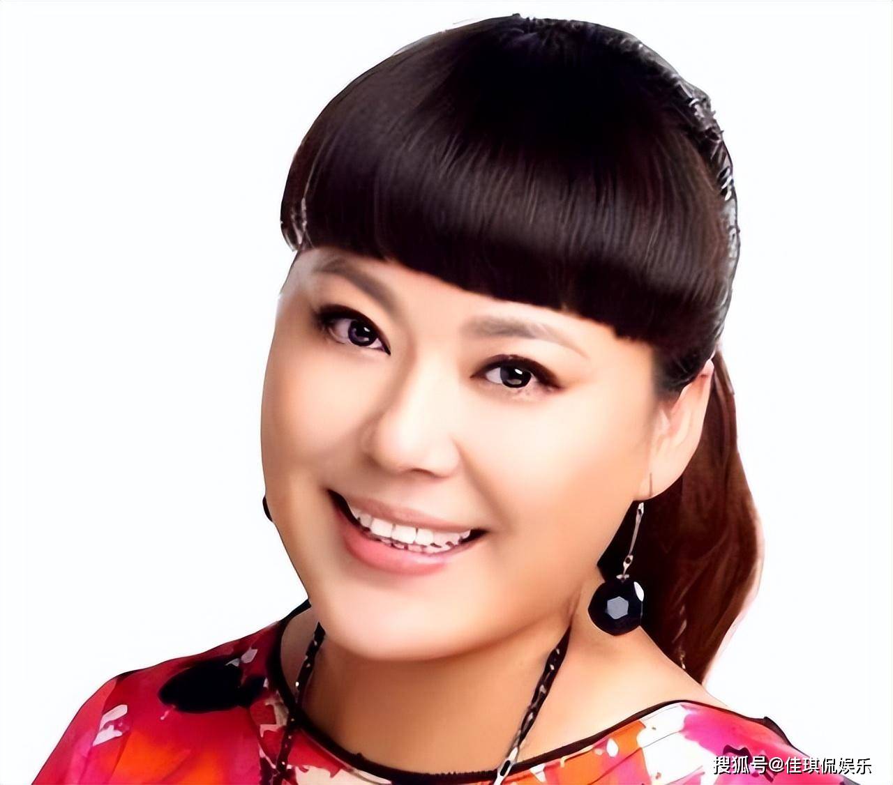 李菁菁:三婚三离,老公都比她小,患乳腺癌后与女儿相依为命_婚姻_张