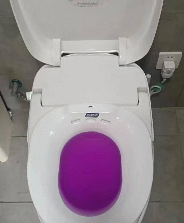紫色血泡图片