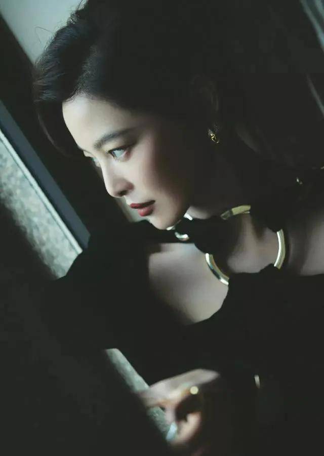 辛芷蕾:你以为繁花写真只是美美哒的照片?