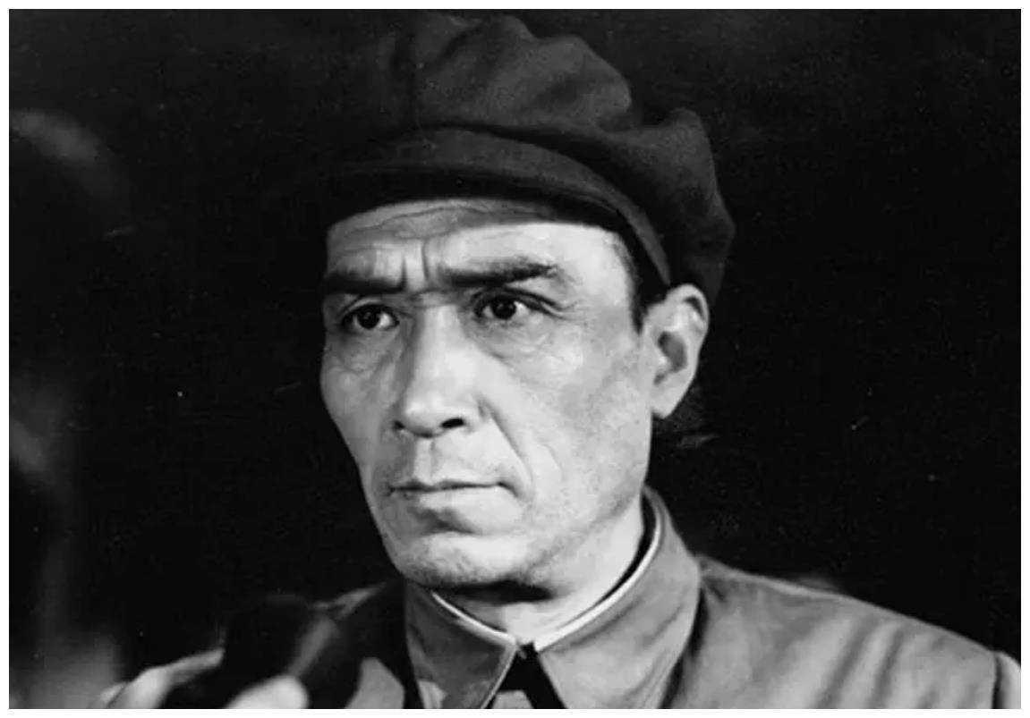 田方:妻子家喻户晓,小儿子是著名导演,63岁患癌离世