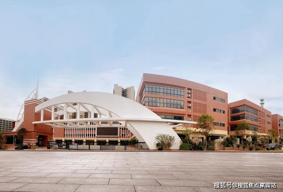 从低到高,有欢乐系,山系,里系,岸系,堡系五大体系,堡系处于金字塔顶端