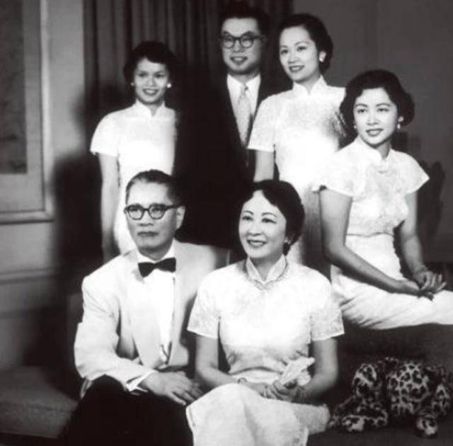 第二代宋家三姐妹,全都嫁给名人成就还不如姑姑,却一生荣华富贵