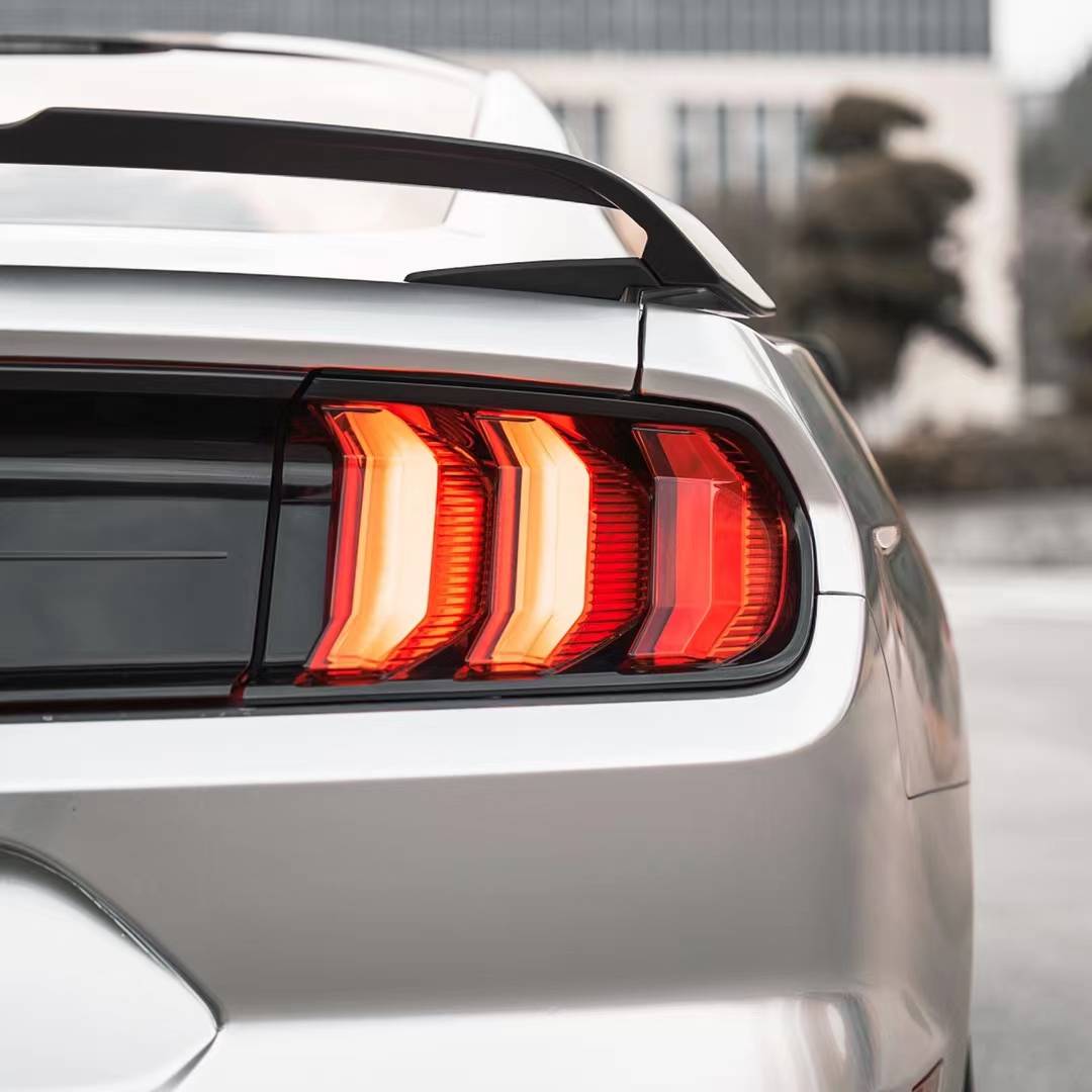 野马ek改色膜gt银,无可挑剔的金属漆质感_冷银_低调_经典