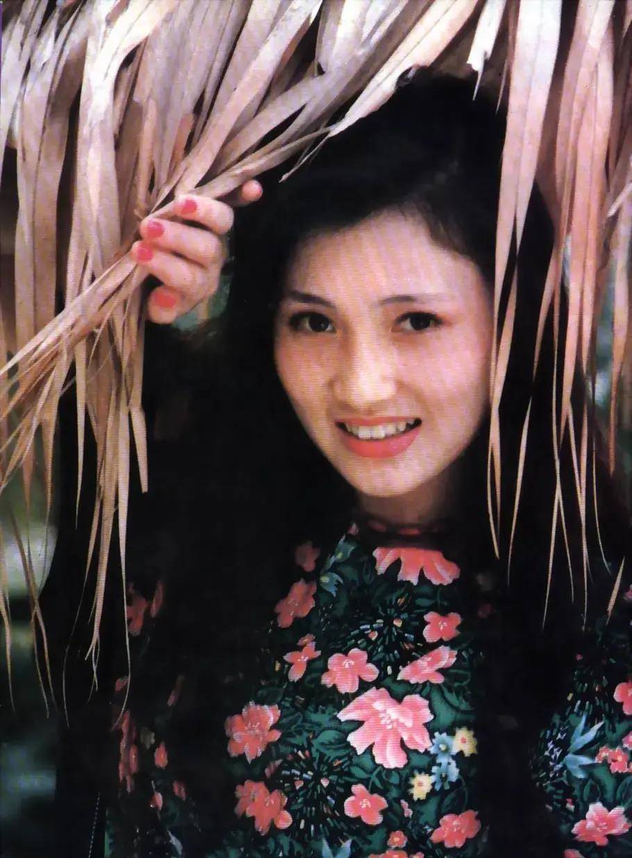 王志文,7任女友无缝衔接,个个堪称女神,最终娶了富婆_徐帆_潘婕_电影