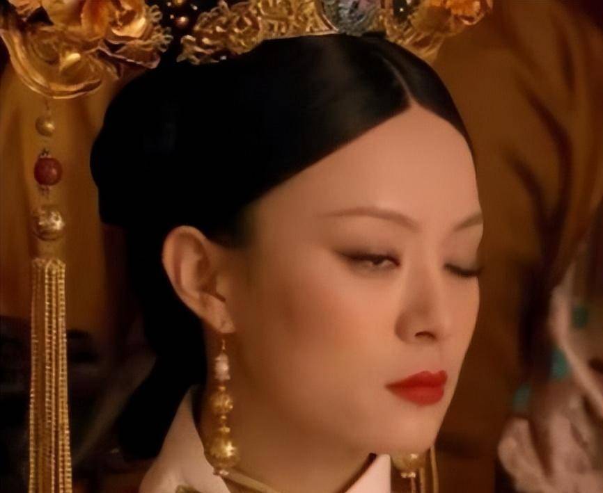 不屑的表情似乎并不领情唯独一旁的孙俪明白这是马苏惯用的伎俩若是