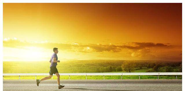 早晨或傍晚?纵览跑步时刻,找寻适合你的健康高峰!