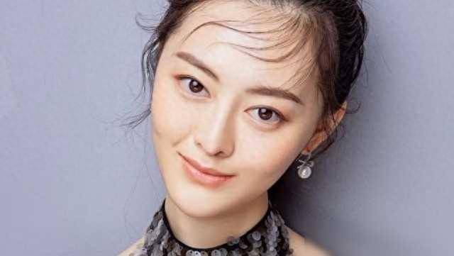 如今34美的惊为天人_陈格_实力_舞台