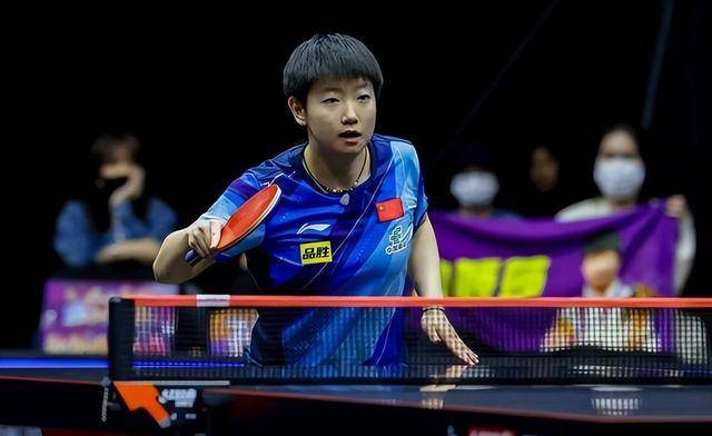 孙颖莎世乒联多哈挑战赛,再夺双冠王,比赛过程精彩纷呈_乒乓球_对手