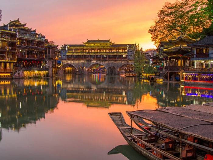 旅游团去湖南怎么玩省心，张家界跟团七日游攻略花费及线路