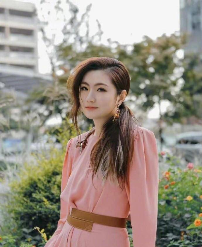 selina回应二胎乌龙,自曝是易孕体质!网友:姐姐当妈妈后好开心