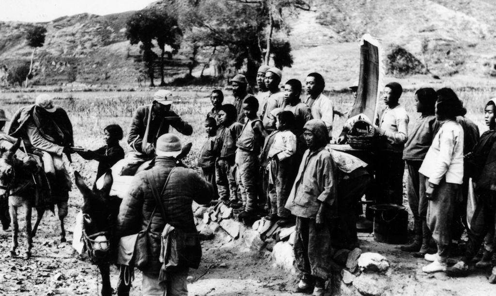 老照片 历史黑白照片 1024_612