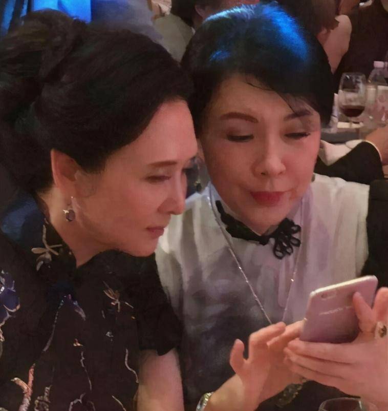 "最美嫦娥"邱佩宁一生只演一部戏,今变身霸道总裁,广
