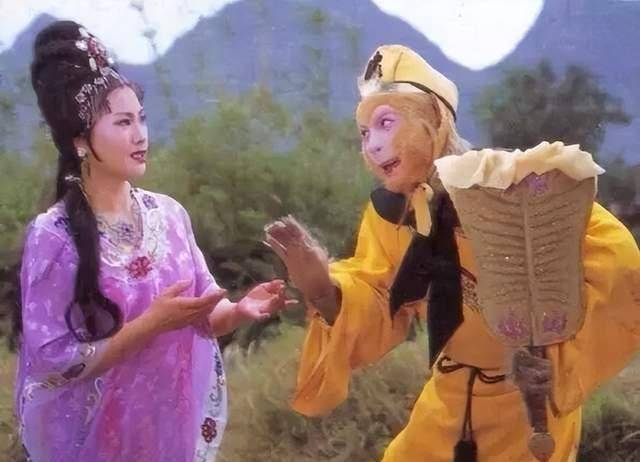 你看他小时候铁扇公主