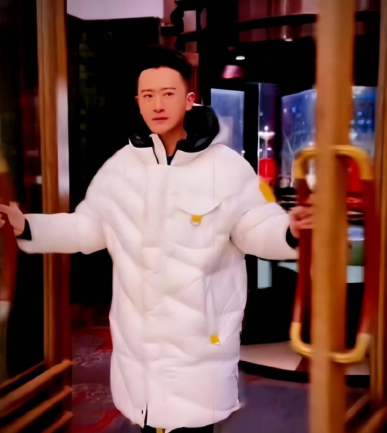 杨帆:抵达沈阳为主持分会场春晚做准备,老同事张蕾第一时间道贺_文化