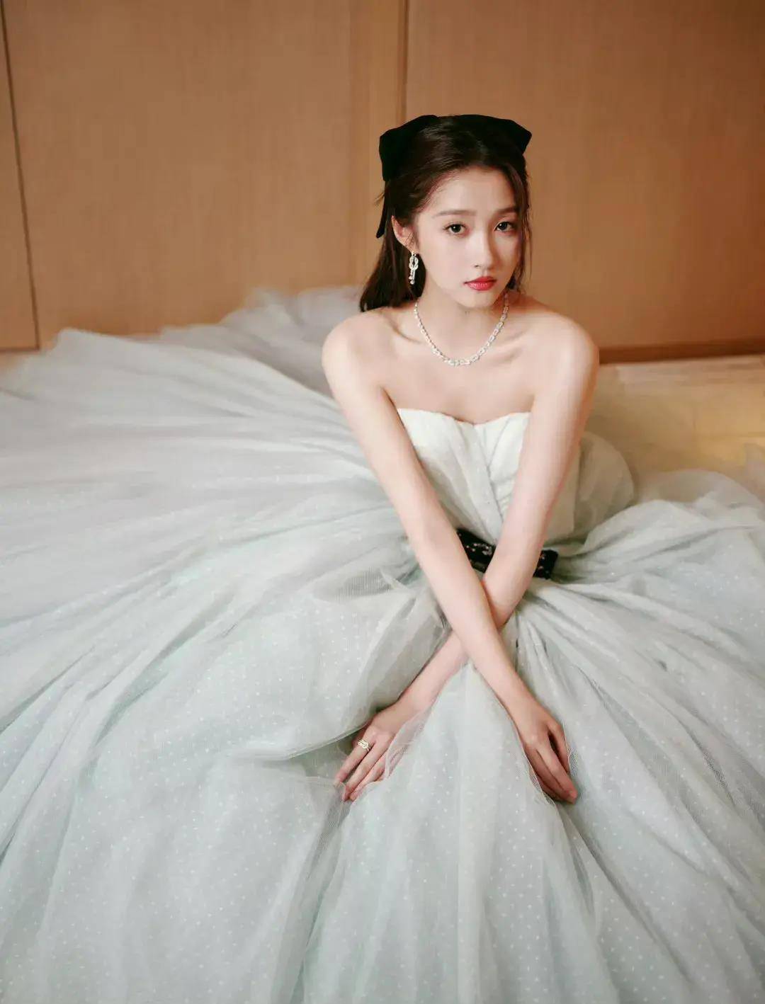 关晓彤背后的故事_北京市_恋情_中国