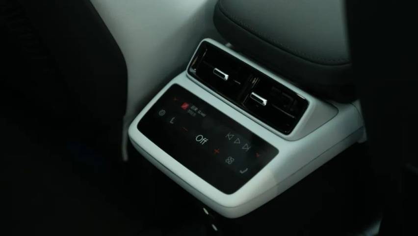 外观高能,赛道性能,座舱智能,极星polestar4:你要的全拿走!