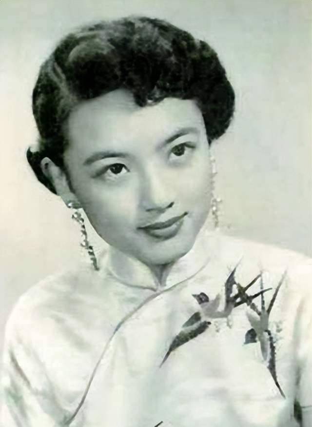 宠68年,嫁前夫叔叔,"长城三公主"各有各的传奇_夏梦_石慧__电影_气质