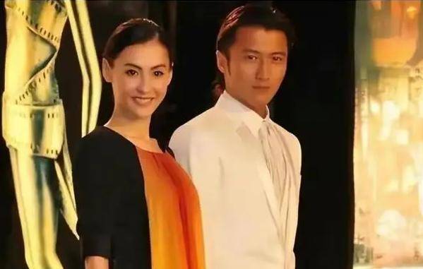 张柏芝脱口而出的一句话,让谢霆锋无比感激,谢贤也感谢张柏芝_感情