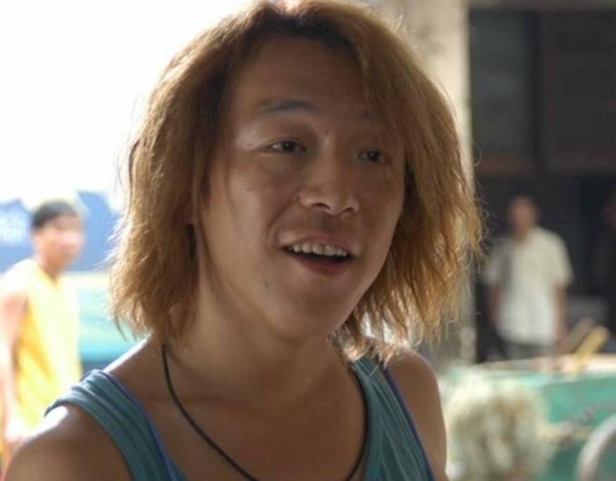 管虎在见到黄渤的真实面目后,决定给他一个机会.