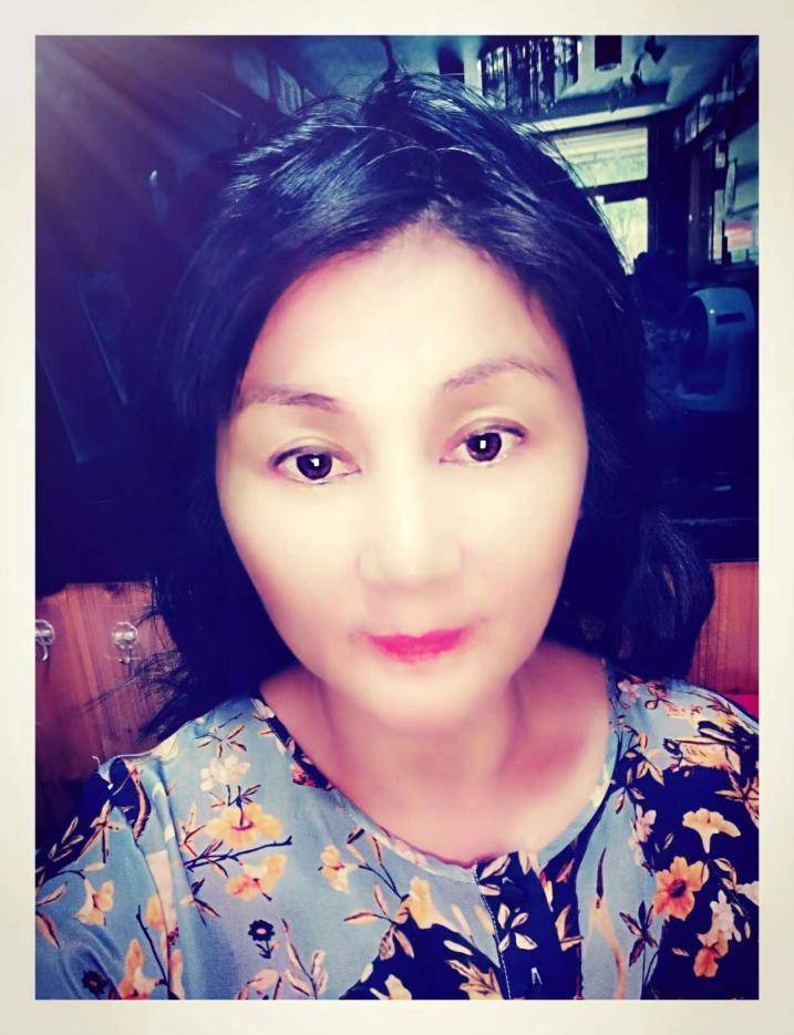 书画家于晓燕受邀参加"北京书画展",其作品在展览中被藏家收藏_艺术