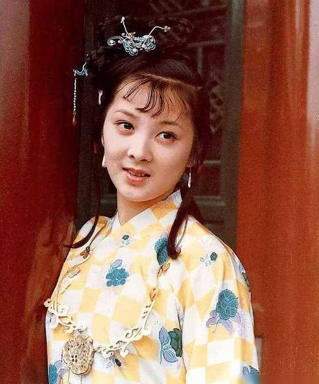 87版《红楼梦》可惜的五位演员,明明颜值才华俱佳,众
