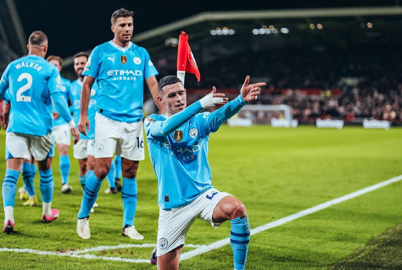 曼城复仇小蜜蜂距红军仅2分 9连胜奏响卫冕最强音*-足球赛事推荐_福登