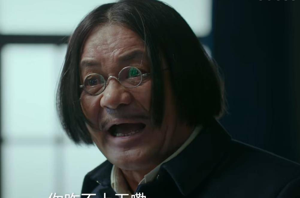 在抗战斗争过程中他选择了当汉奸,这应该是尤勇智第一次演反派角色