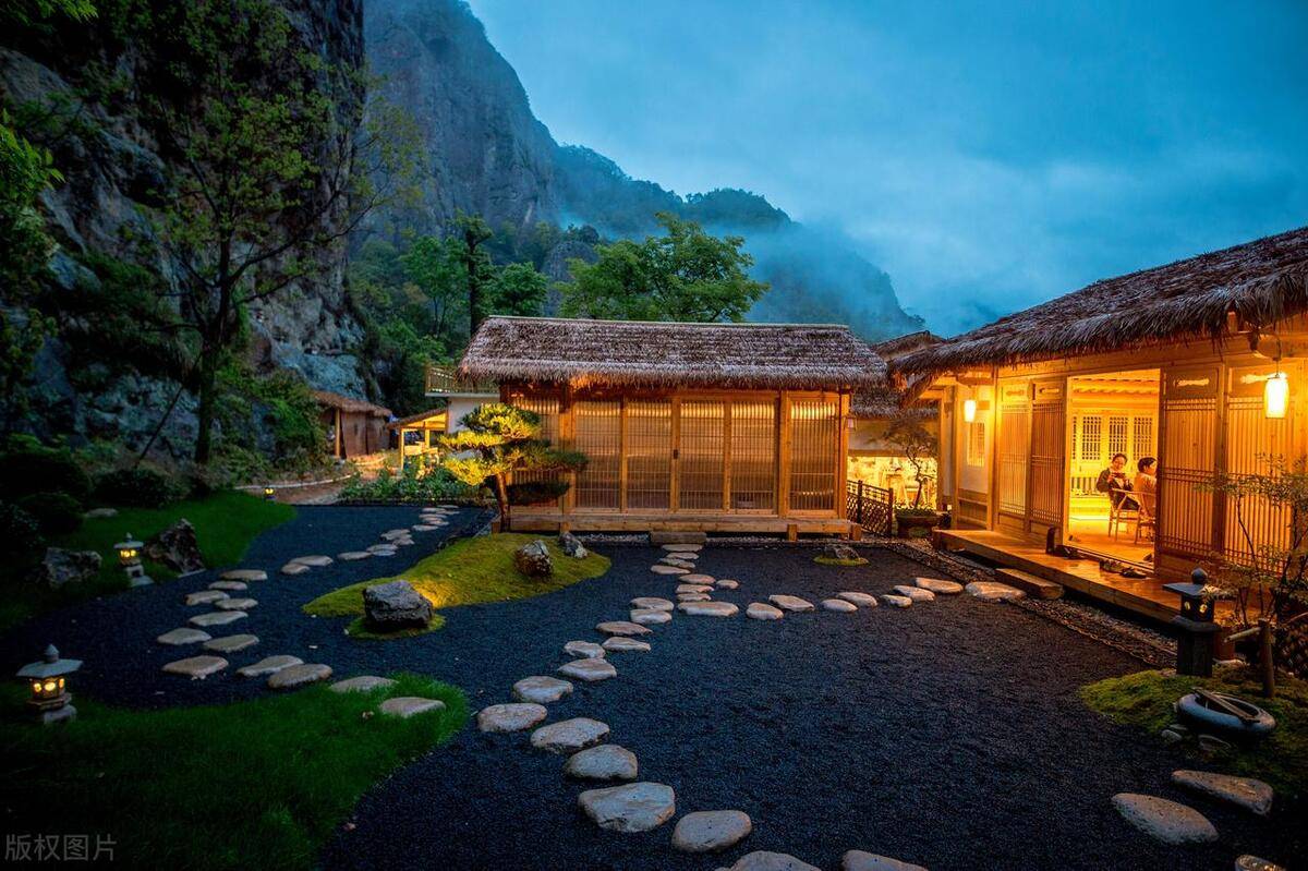 小说《带着瑜伽去旅行》第495-497章(节选):游逛河口水库