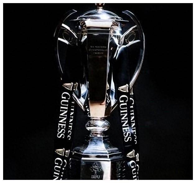 尽管爱尔兰队中缺少了杜邦,恩塔马克等球星,但外媒的调查显示依然有70