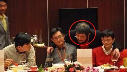 中国隐形大佬:曾一手压着马云,一手压着马化腾,他是谁?
