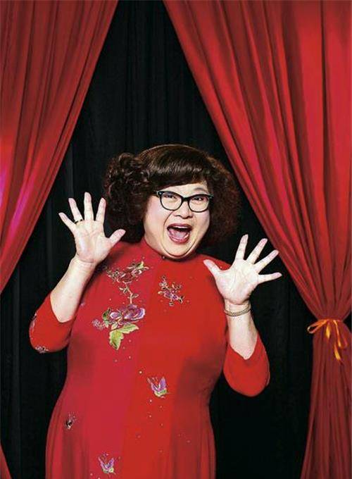 "肥姐"沈殿霞:全港唯二不必交红磡隧道过路费,歌神认她做干妈_人们