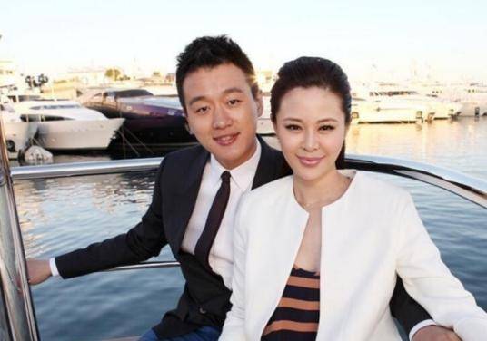 "过气男星"佟大为:照顾植物人父亲三十年,把妻子关悦