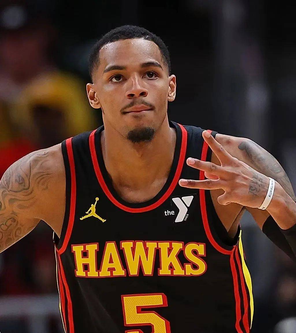 不过竞争穆雷的球队不止湖人一家,在此前有报道称,爵士也已经提供报价