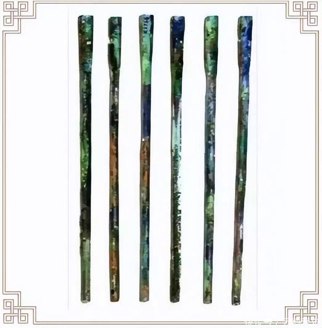 是贵族专属的餐具,商纣王的筷子,就是价值不菲的象牙筷