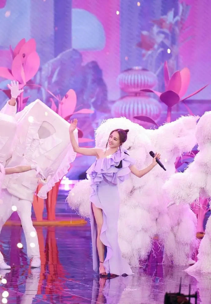 蔡依林想去看萌兰表演:它只要呼吸都好可爱_网友_花花_竹子