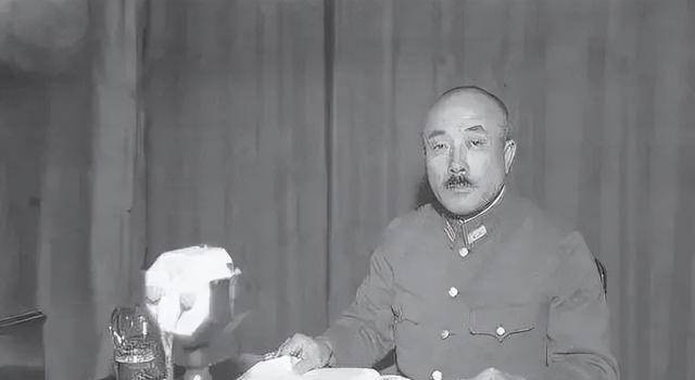 5吨黄金,晚年却常看着中国