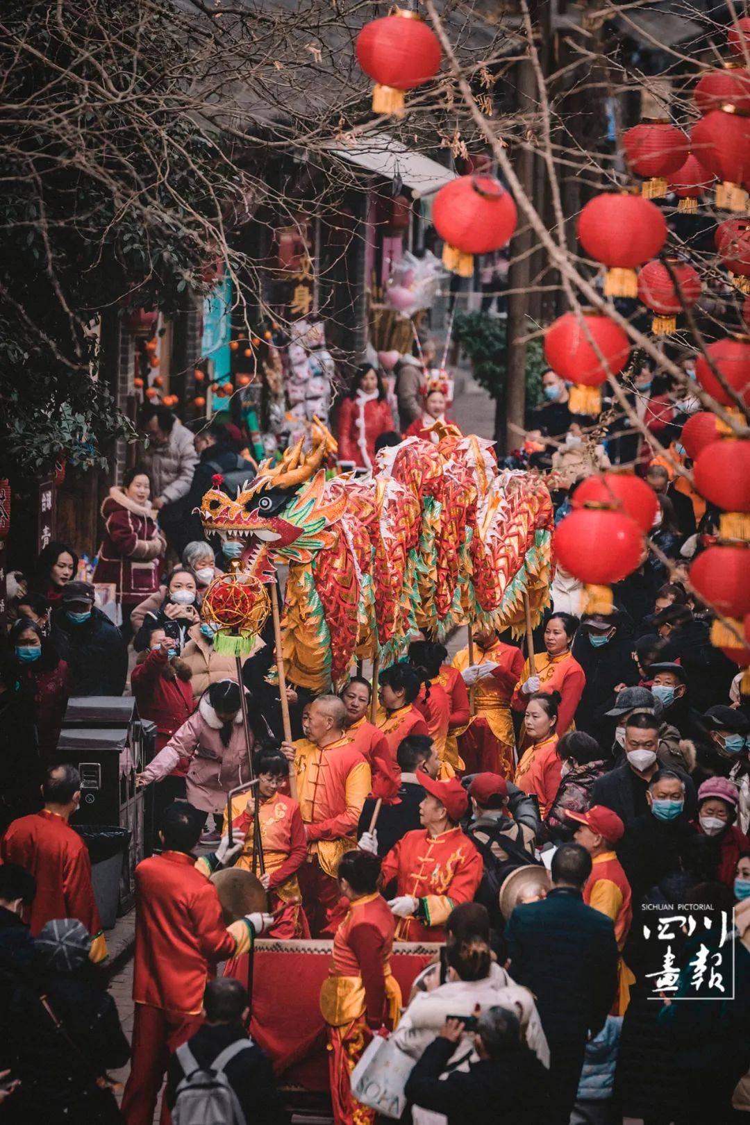 劉氏族人在洛帶鎮已經居住了14代,300餘年之久.