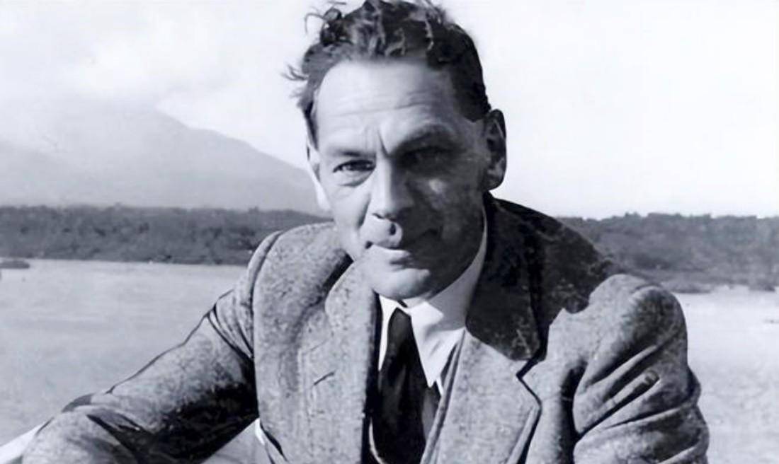 佐尔格 图片来网络1941年6月22日,德国突然闪击苏联,当时人在上海的