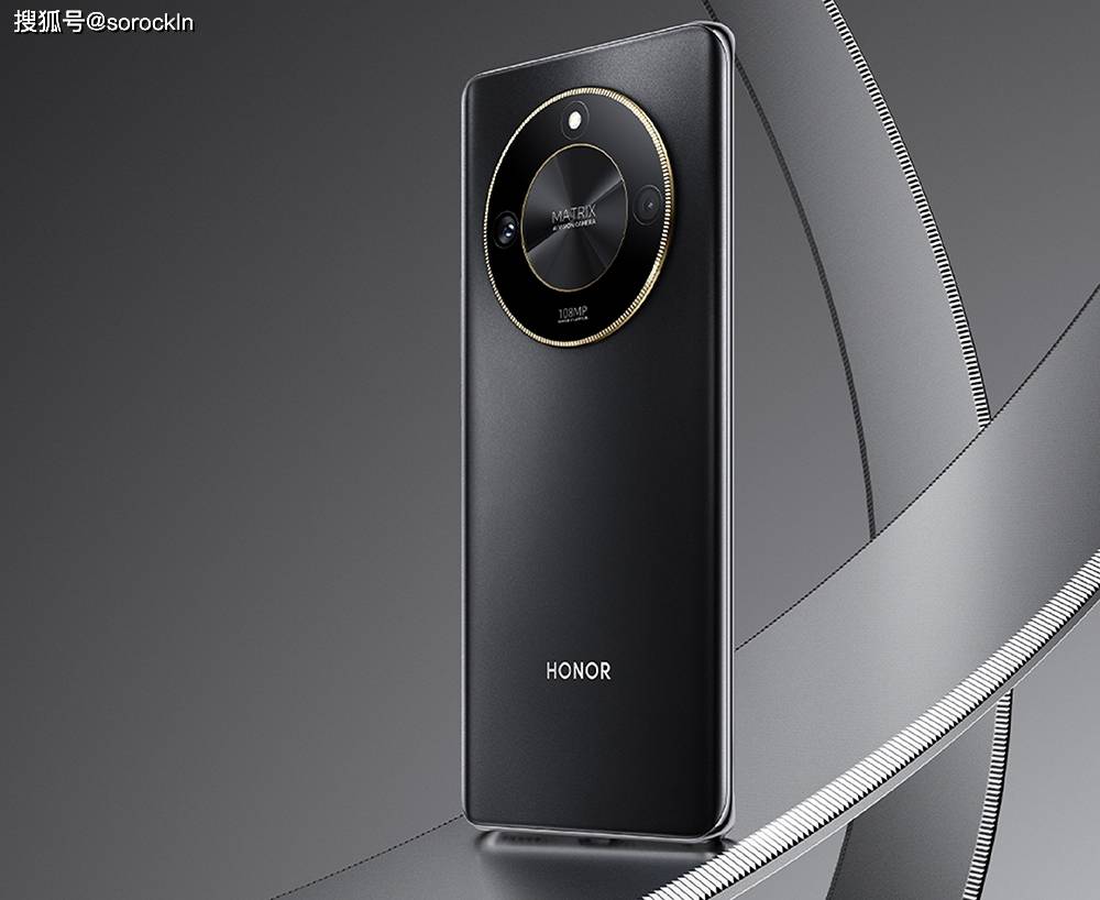 内置5800mah大电池,支持35w有线快充.