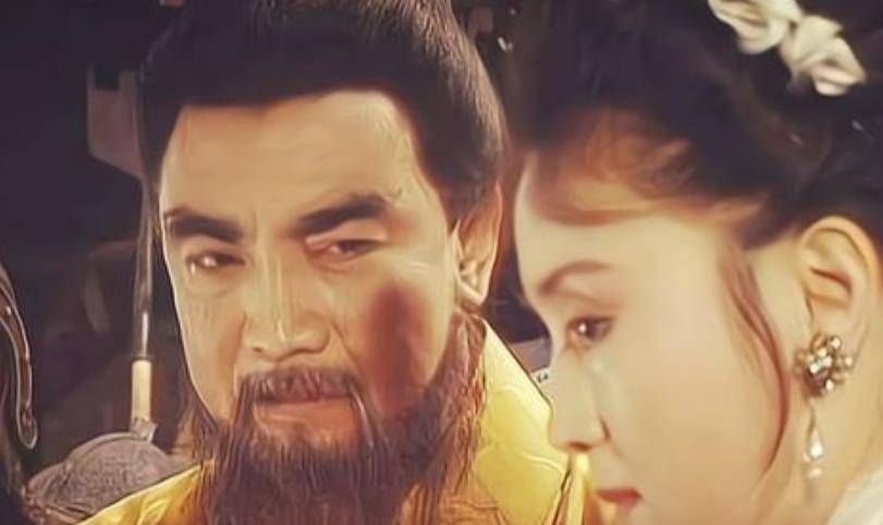 三国杜夫人常常被人霸占,却没有寻短见,反而活得很惬意_曹操_关羽