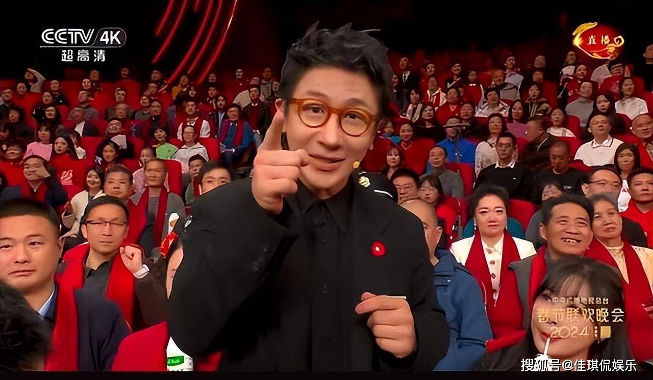 魔术师刘谦的精彩表演让全国网友惊奇不已,岳云鹏,孙越的相声《我要不