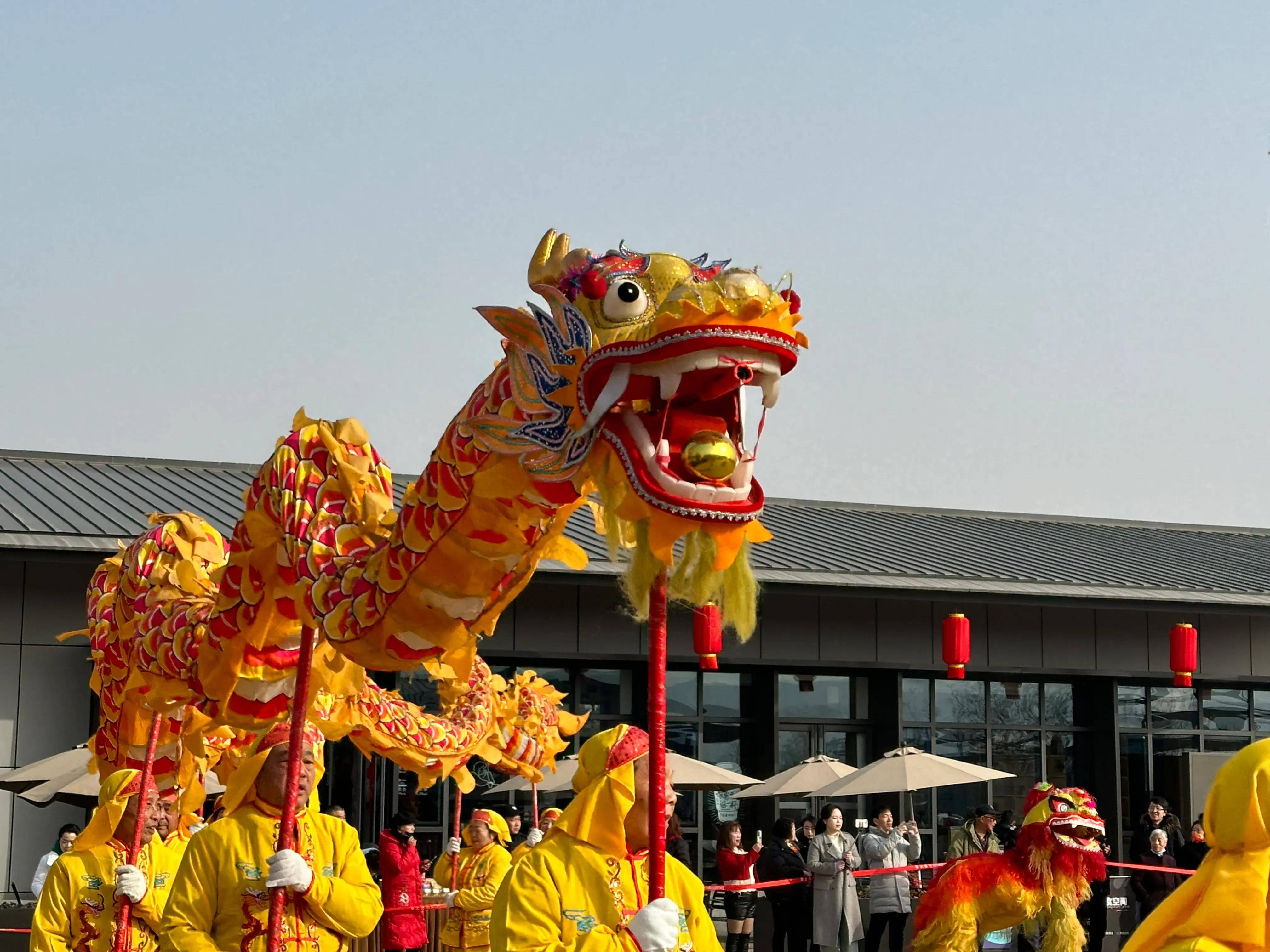 汉长安城国家遗址公园:非遗舞龙闹新春 汉风起兮年味浓(图)_祭祀_中华