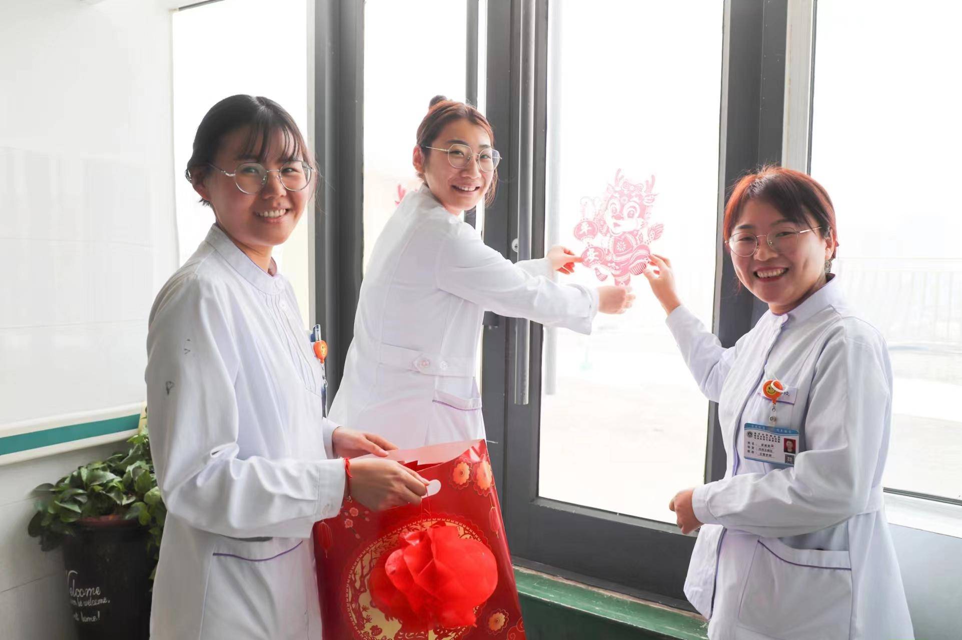北京大学肿瘤医院医院排队代办挂号全天24小时陪护服务，随叫随到的简单介绍