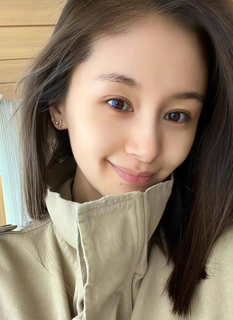 现实版曲筱绡!王子文晒素颜照不慎曝光豪宅,光一面镜子就要6万