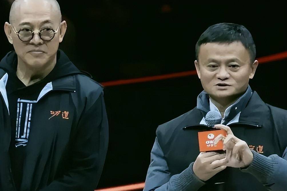 马云狠狠"坑"了李连杰一把,两年前便全身而退,到底发生了啥?