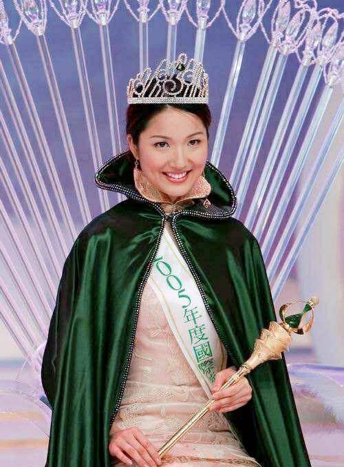 王祖蓝从富豪太太堆里捡个漏,才娶了国际华裔小姐冠军