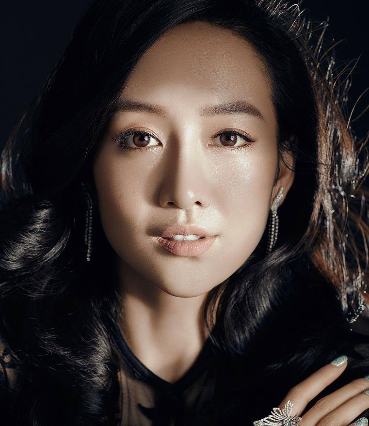 王鸥的谜团凸显了观众与明星之间期待与现实之间的落差.