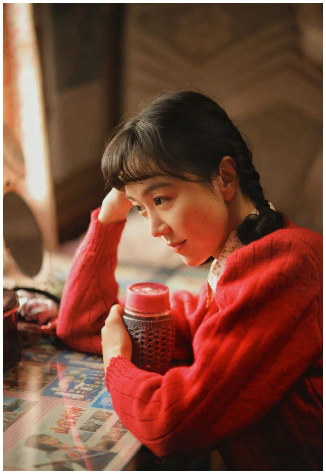 躲过了金晨,却被"风情万种"的