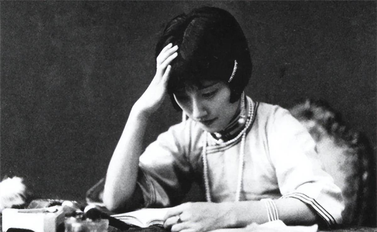 张幼仪在抗战中做的恶让人再也无法同情她,徐志摩的婚离得有远见